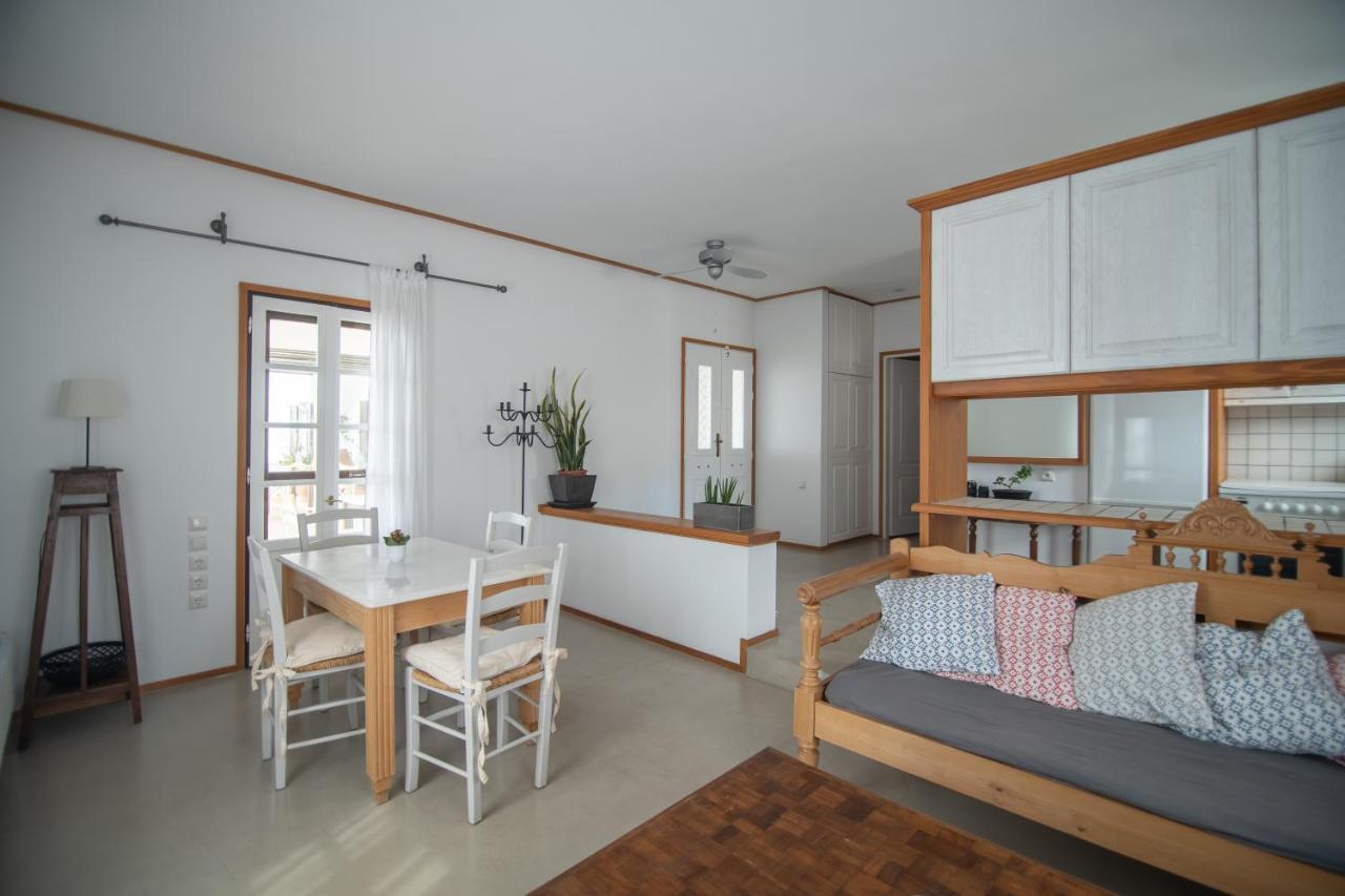 Lotos Beach Home Kini Exteriér fotografie